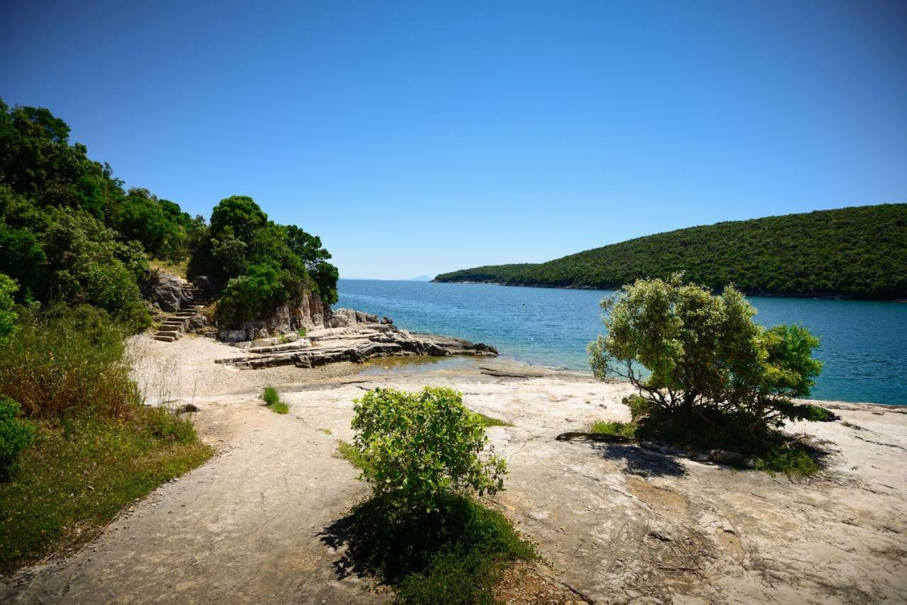 Duboko Plavo Appartement Krnica Buitenkant foto